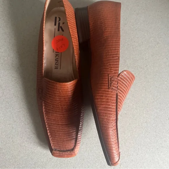 Peter Kaiser Toffey leather Flat Slip-on loafer women’s 8.5 New