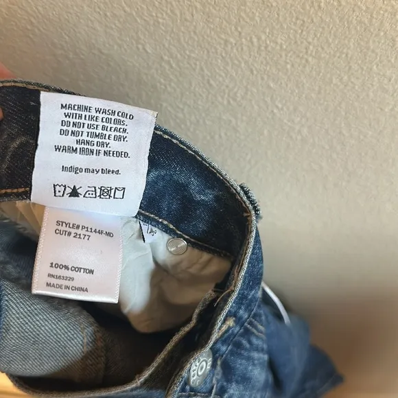 Petra Distressed Jeans High Rise Medium Wash Womens Size 13