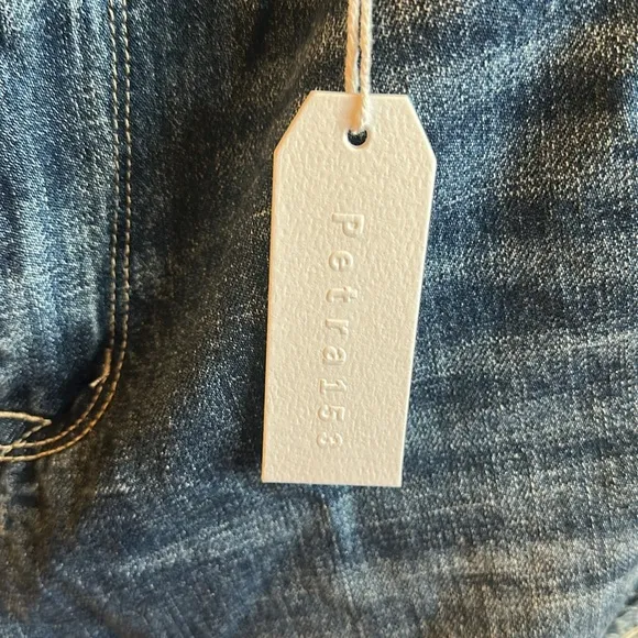Petra Distressed Jeans High Rise Medium Wash Womens Size 13