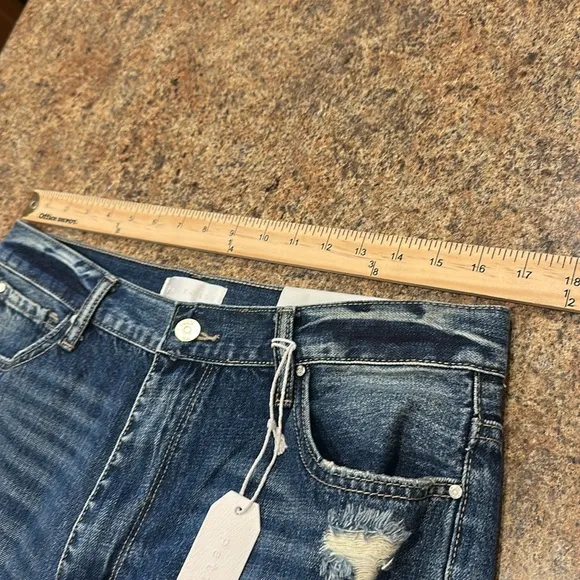 Petra Distressed Jeans High Rise Medium Wash Womens Size 13