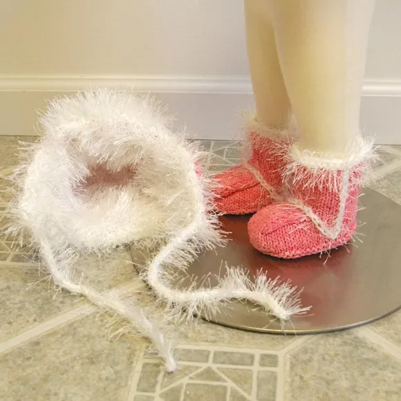 Pink Suede Ugg Boots and Aviator Hat – 6-12 Months
