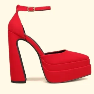 Platform high heels. Sandals junky point toes faux suede.