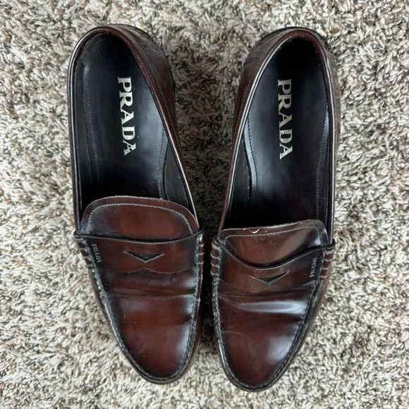 Prada vintage brown leather loafers