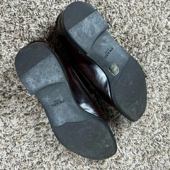 Prada vintage brown leather loafers