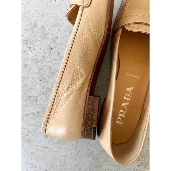 PRADA Women’s Leather Loafers size 37 EU