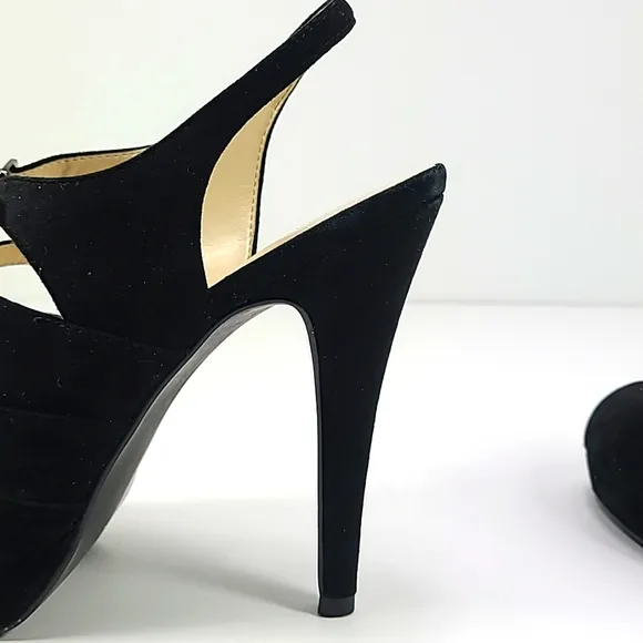 Preview International platform edgy sandals with 3 buckles  size 7.5