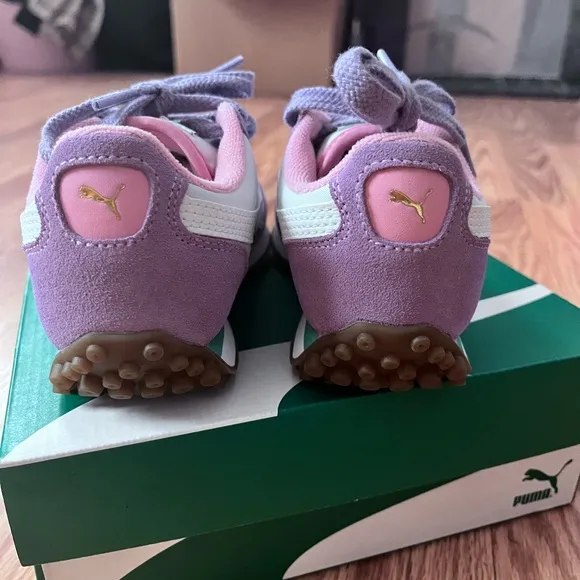 Puma Girls Toddler Kids Easy Rider Purple Shirt Sneakers size 11c brand new