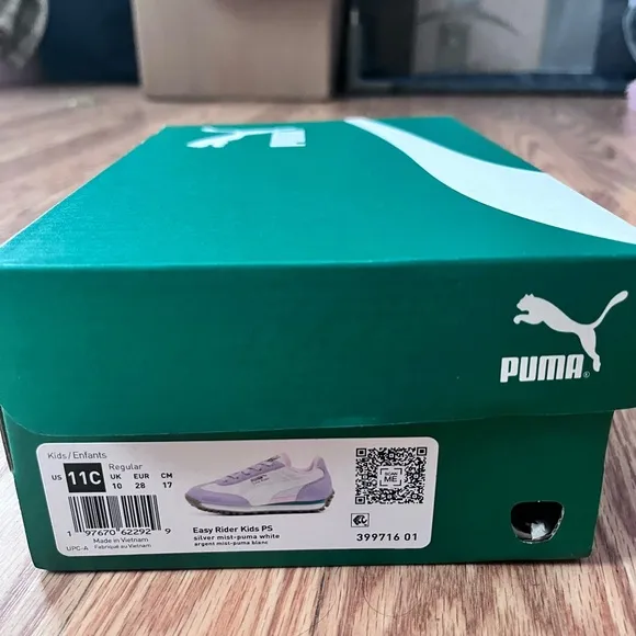 Puma Girls Toddler Kids Easy Rider Purple Shirt Sneakers size 11c brand new
