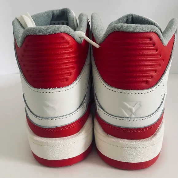 Puma Kids Slipstream White and Red Sneakers Size 7 unisex.
