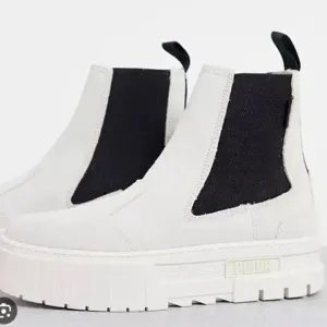 Puma Mayze Suede Chelsea Boots Women’s US 10