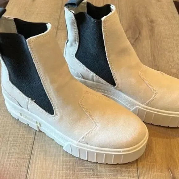 Puma Mayze Suede Chelsea Boots Women’s US 10