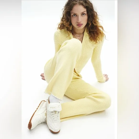 Puma X Fenty Ivory Women's Avanti VL Sneaker NEW