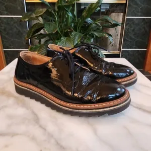 Purified Black Patent Leather Lace-Up Loafers, Sz 38
