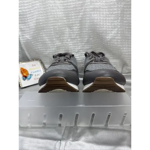 (R5) Ugg Australia Men's Trigo Hyperweave Fashion Sneakers  Size 13 US