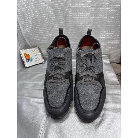 (R5) Ugg Australia Men's Trigo Hyperweave Fashion Sneakers  Size 13 US