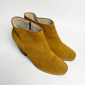 Rachel Comey Mars Tan Suede Sherpa Boots Size 9