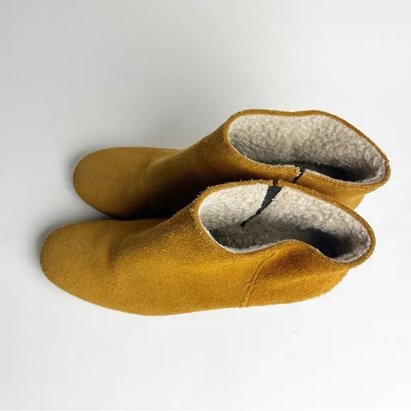 Rachel Comey Mars Tan Suede Sherpa Boots Size 9