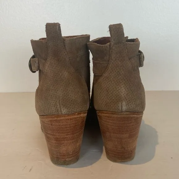 Rachel Comey Women's Heel Ankle Boots Suede Color Tan Pull On