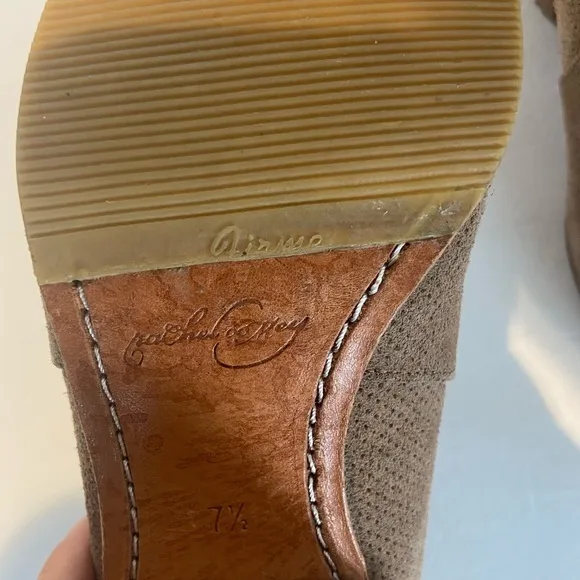 Rachel Comey Women's Heel Ankle Boots Suede Color Tan Pull On