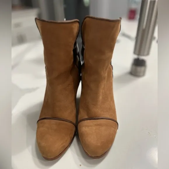 Rag &amp; Bone Kinsey Bootie Camel Suede Leather 36.5 / US 6.5 Heel Boots‎ Slip On