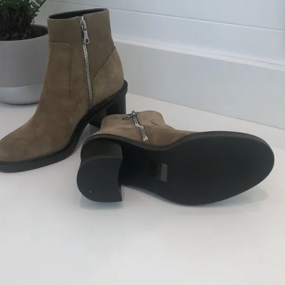 Rag and bone suede boots.