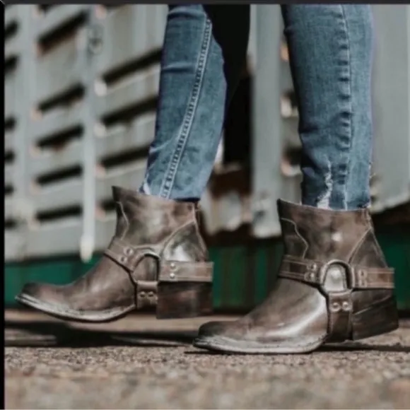 RARE Freebird Santiago Boots