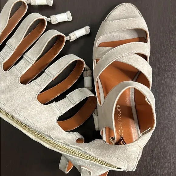 Rebecca Man beige tassels gladiator sandals new never worn. Size 8