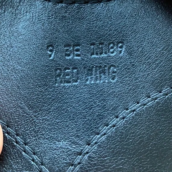 Red Wing Men's Pecos style slip on pull boots
