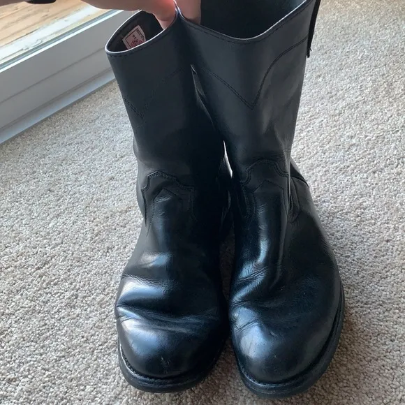 Red Wing Men's Pecos style slip on pull boots