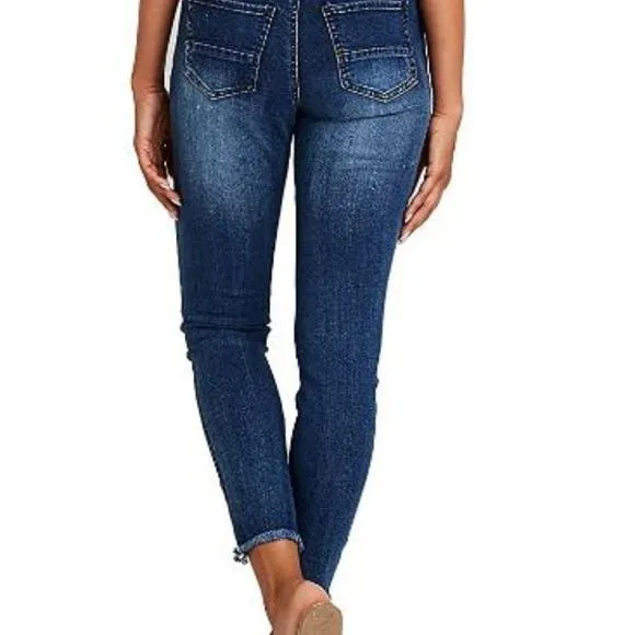 Resfeber Women's Ripped Boyfriend Skinny Jeans