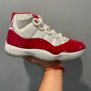 Retro Jordan 11 cherry