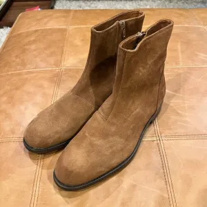 Robert Wayne Suede Tan Boots NWOT Sz. 10
