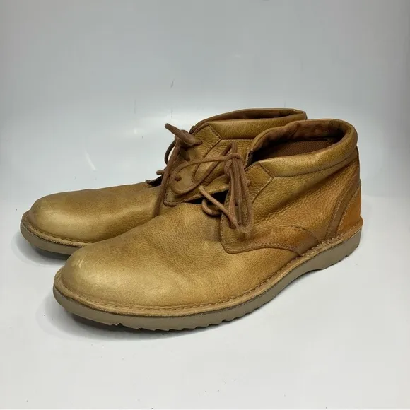 Rockport tan leather chukka boots size 10.5