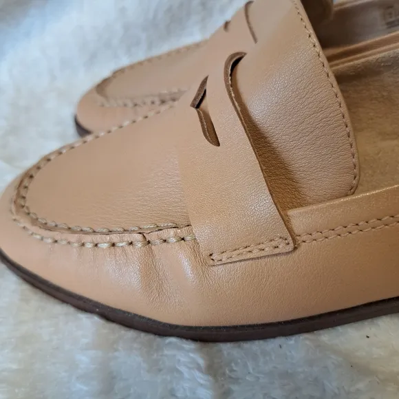 Rockport Trutech Susana Penny Loafer Flat Tan Leather Women's Size 9 NEW