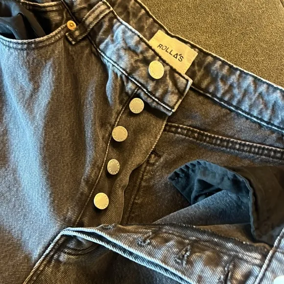 Rolla’s Classic Straight Jeans in Vintage Black