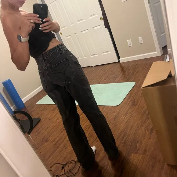 Rolla’s Classic Straight Jeans in Vintage Black