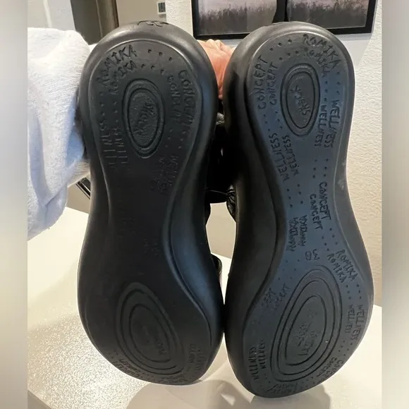 ROMIKA IBIZA - NEW - US 7.5/8 - (Euro 38)