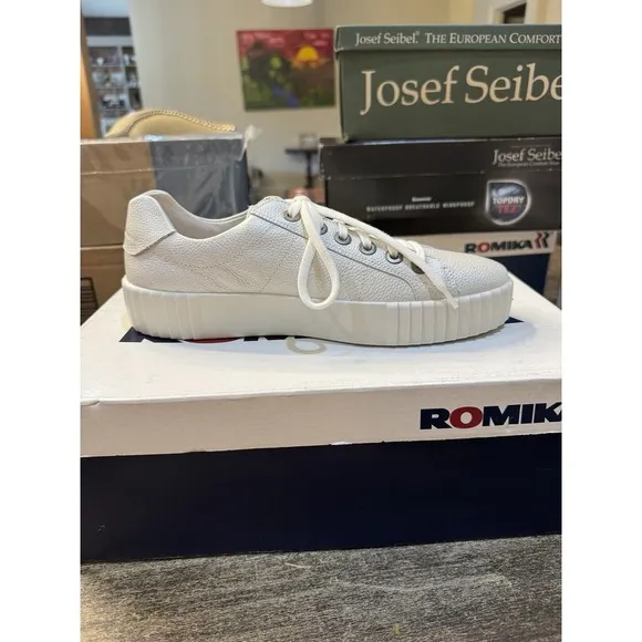 ROMIKA Montreal Fashion Sneaker In Off White Size 40 US 9 Women's Leather