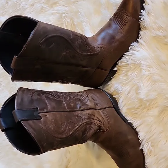 SAGE Brown Leather Cowboy Boots Size 7.5 COWGIRL BOOTS