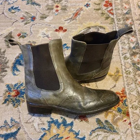 SAINT G  Santina Khaki Leather Ankle Boots