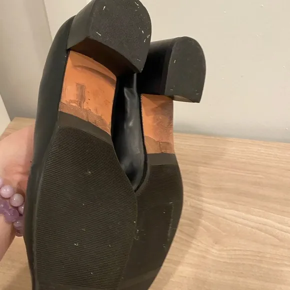 Salvatore Ferragamo black leather loafers