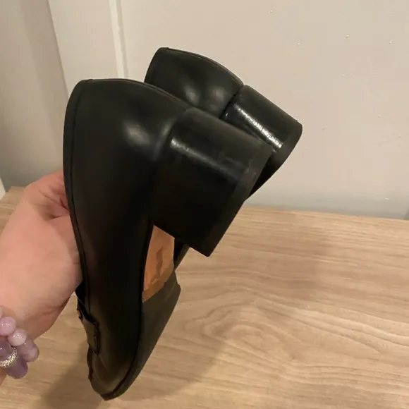 Salvatore Ferragamo black leather loafers