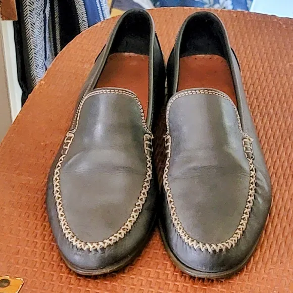 Salvatore Ferragamo Black Leather Women's Loafers 7.5