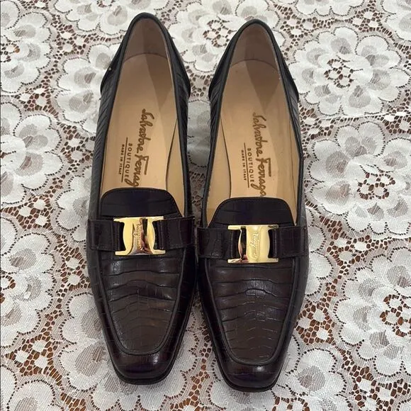Salvatore Ferragamo Brown Loafers with Gold Buckle Size 7 2A