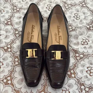 Salvatore Ferragamo Brown Loafers with Gold Buckle Size 7 2A