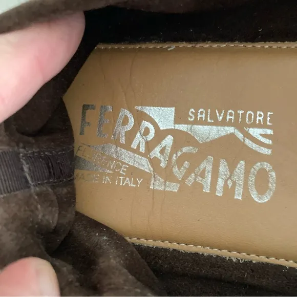 SALVATORE FERRAGAMO FABRIZIO LEATHER TASSEL LOAFERS