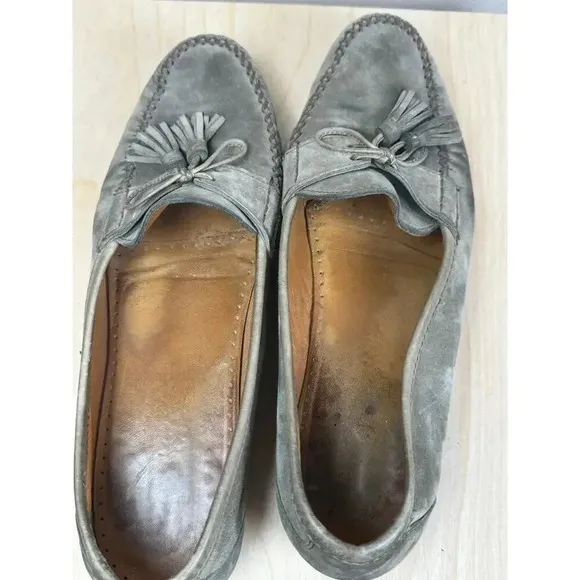 Salvatore Ferragamo Gray Suede Leather Tassel Loafers 8 B Preppy Academia