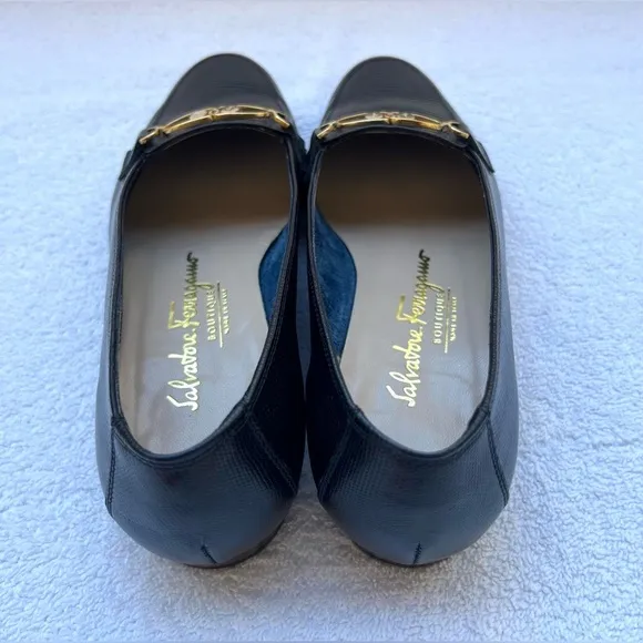 Salvatore Ferragamo Lizard Chain-Link Accents Women's Loafer - Black - 6