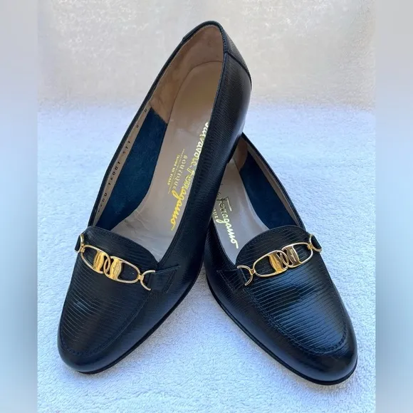 Salvatore Ferragamo Lizard Chain-Link Accents Women's Loafer - Black - 6