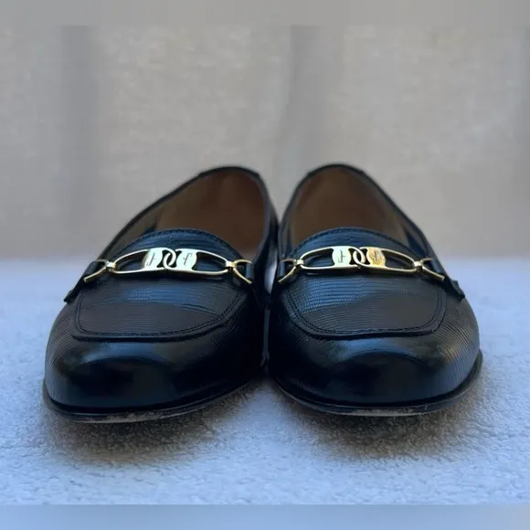 Salvatore Ferragamo Lizard Chain-Link Accents Women's Loafer - Black - 6